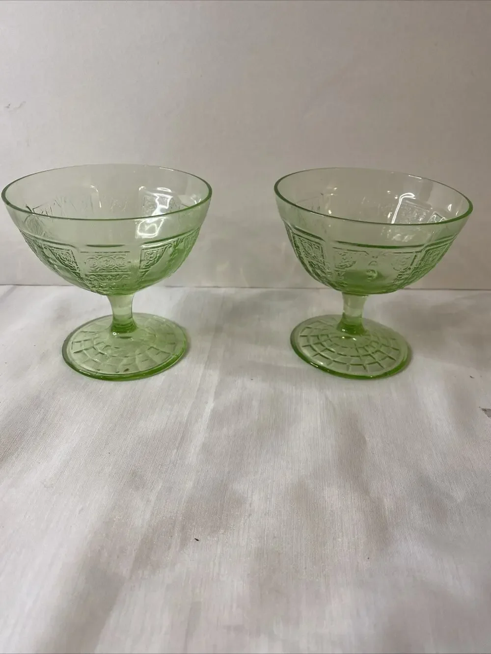 2 Anchor Hocking Green Princess Pattern Uranium Depression 4 oz. Sherbet